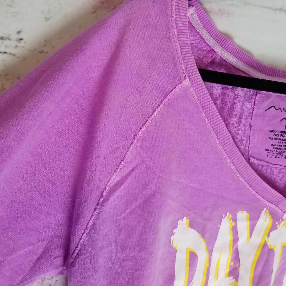 MIAMI STYLE DAYTONA BEACH FLORIDA FLORAL GRAPHIC PRINT LAVENDER SWEATSHIRT M NWT - Picture 3 of 12
